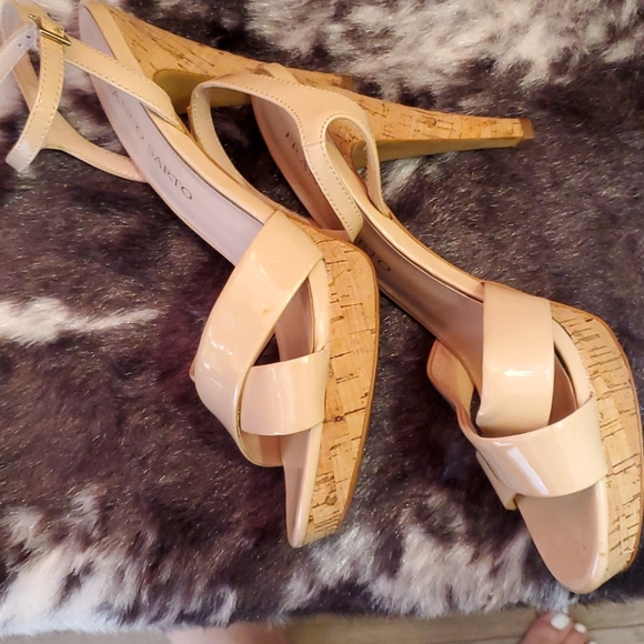 Franco Sarto Patent Beige Cork Wedge Heel Shoes - Picture 4 of 5